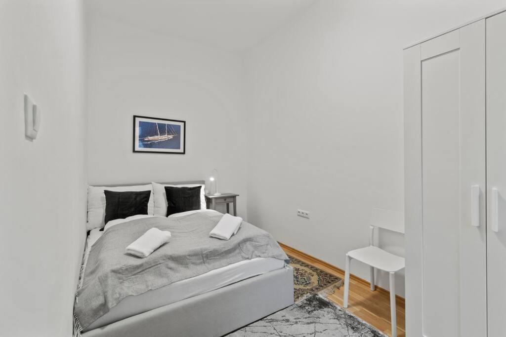 Modern Apartment Close To Center - 2Br Виена Екстериор снимка