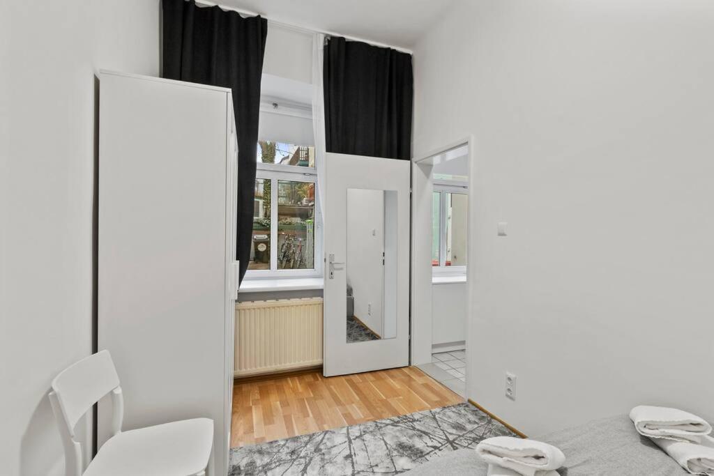 Modern Apartment Close To Center - 2Br Виена Екстериор снимка